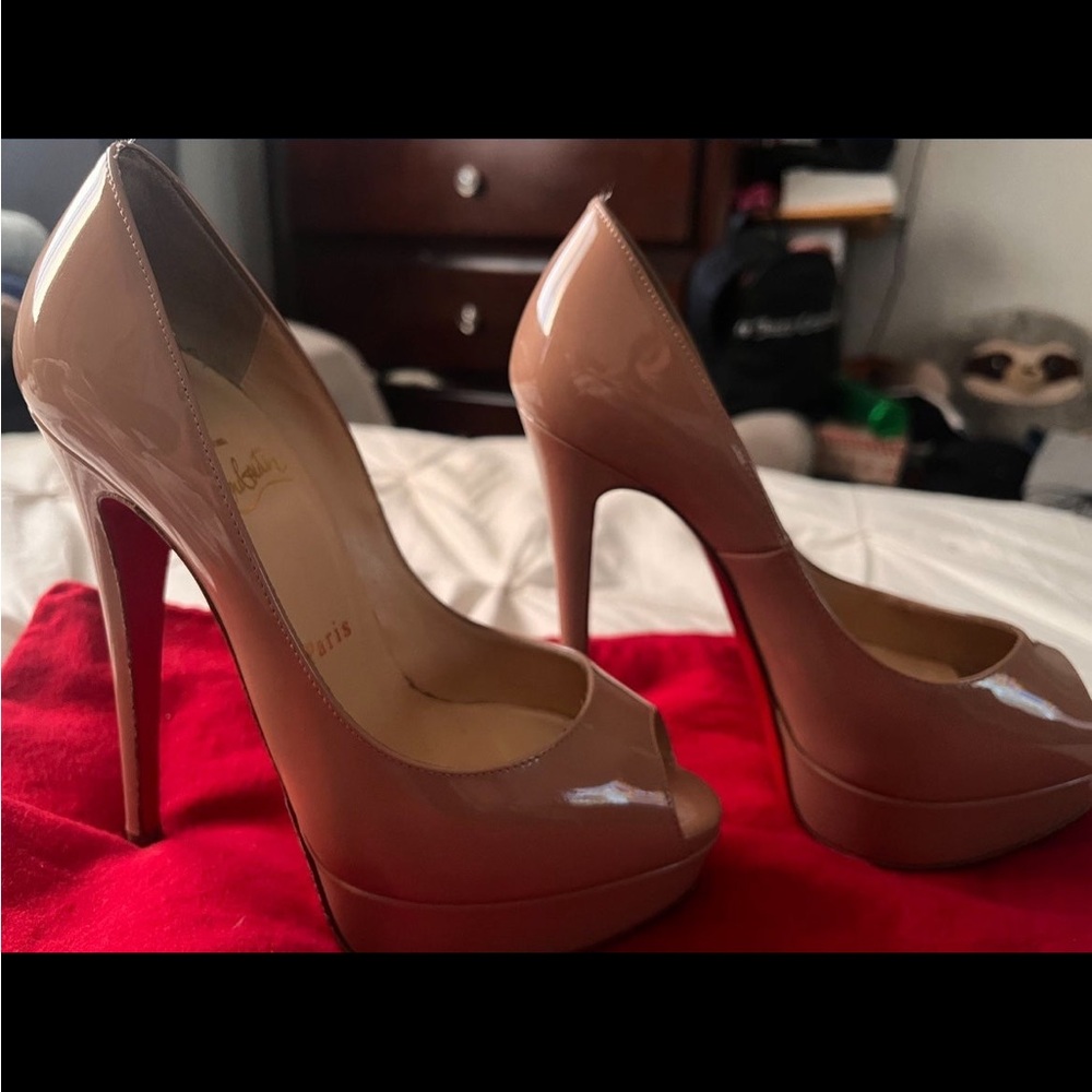 Red Bottoms - Picture 7 of 7